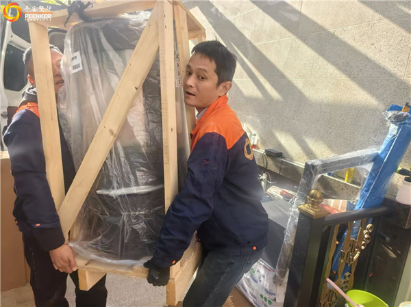 平客壁炉南京碧桂园别墅丹麦Aduro A17独立火炉安装.jpg